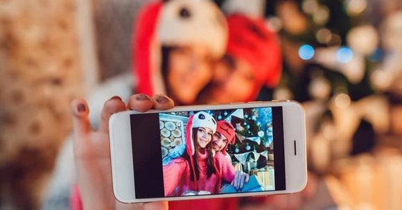 Holiday Selfie Stroll